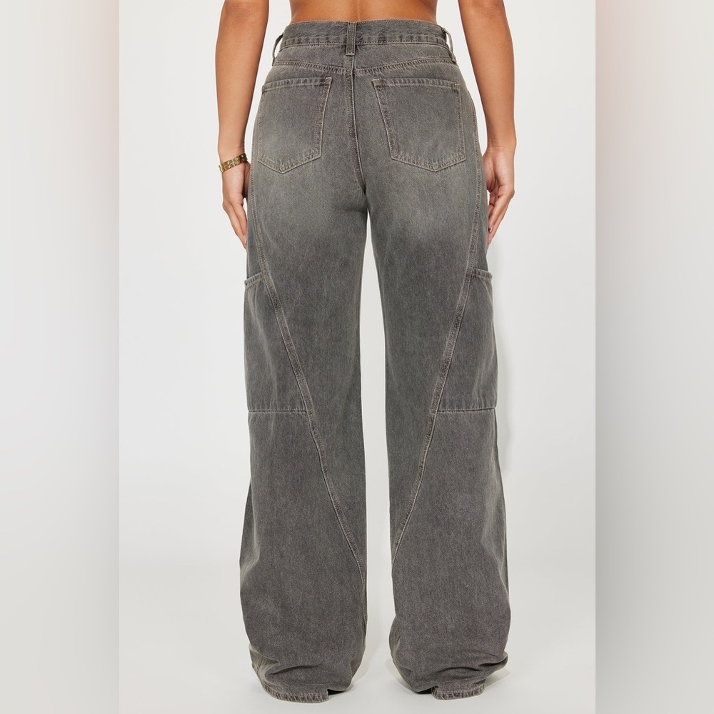 Fashion Nova Wide Leg Jeans - Picture 4 of 11